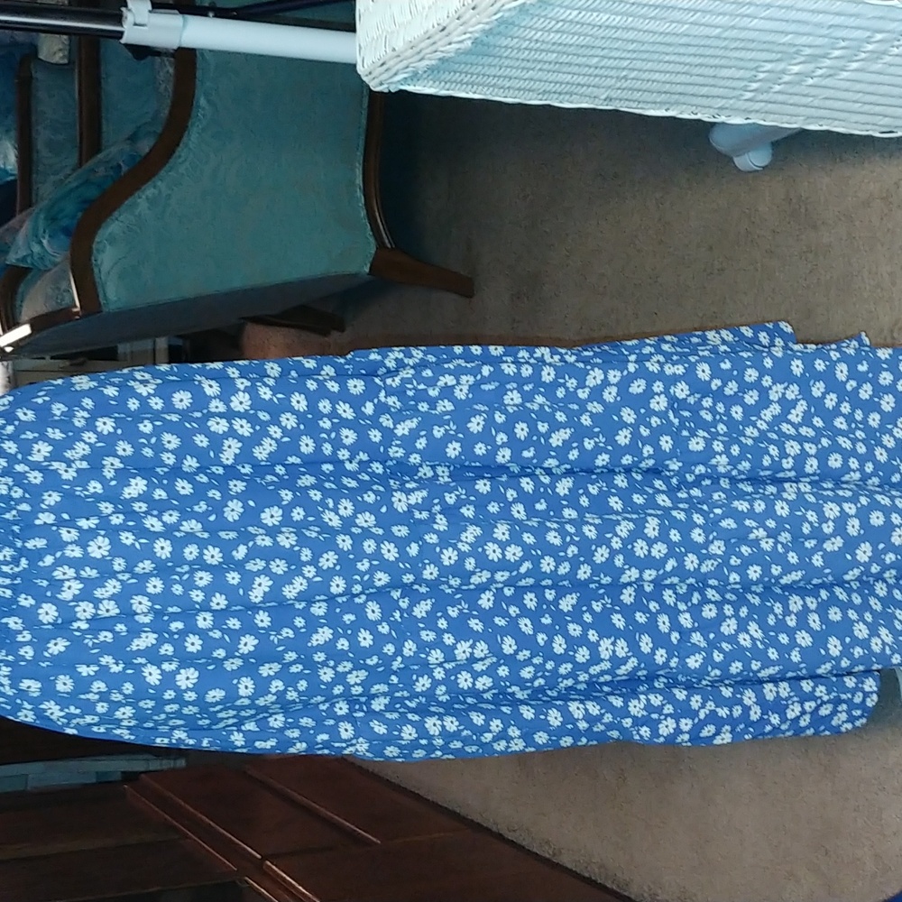BTFBM One shoulder blue & white floral maxi dress. Size S - Picture 4 of 10